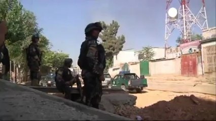 Afghanistan: a Kabul i teleban attaccano il palazzo...