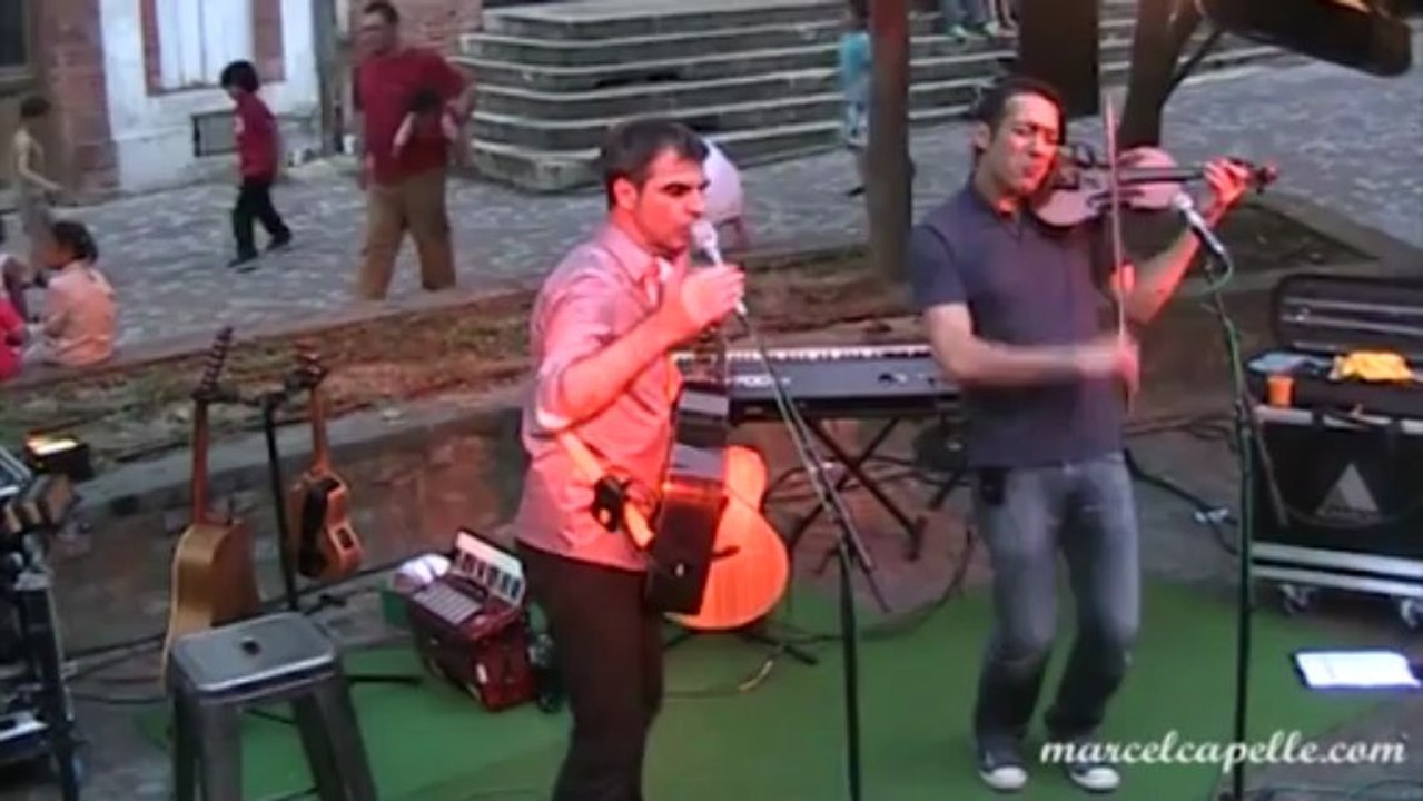 A bien des egards improvisation en térasse
