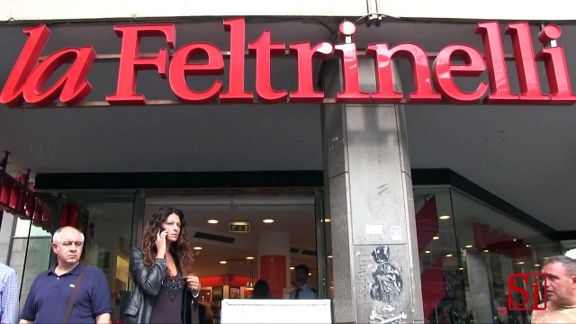 Napoli - Veltroni alla Feltrinelli per il suo nuovo libro (25.06.13)