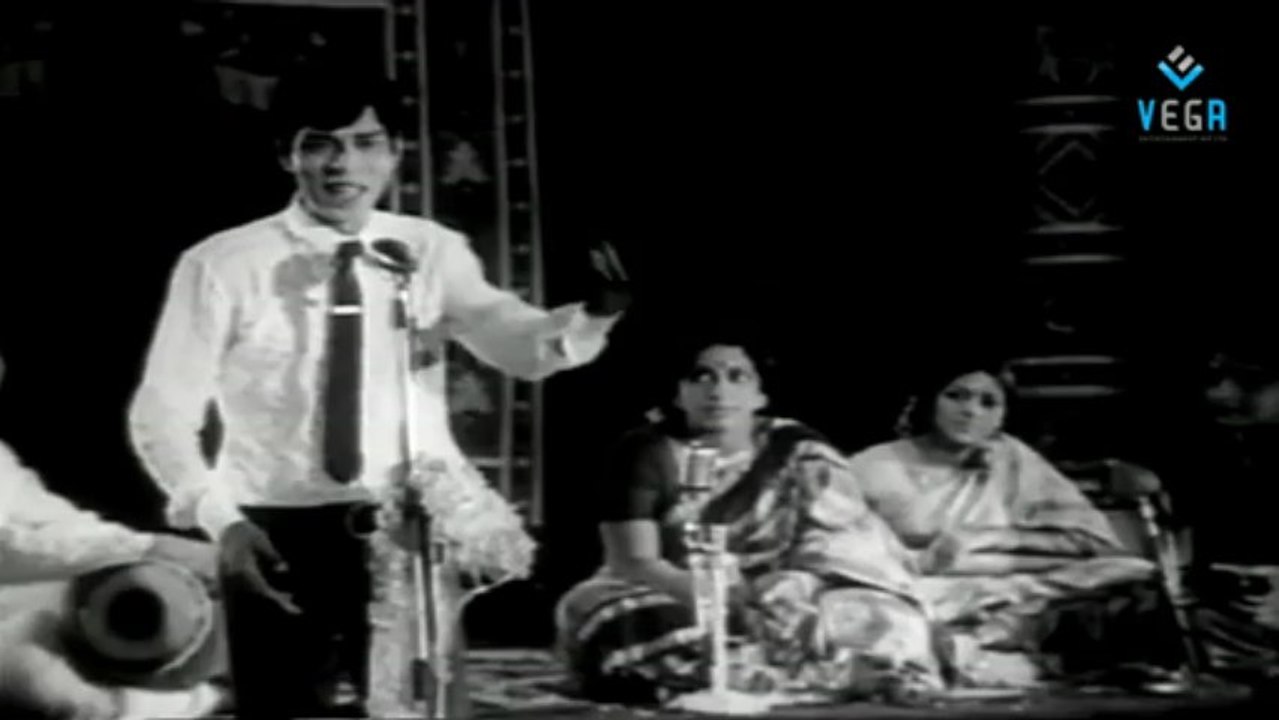 Apoorva Raagangal Comedy 01