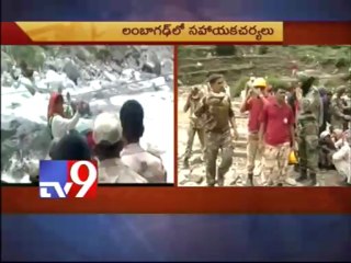 ITBP jawans use ropes to rescue pilgrims