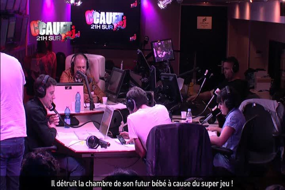 Il détruit la chambre de son futur bébé à cause du super jeu !