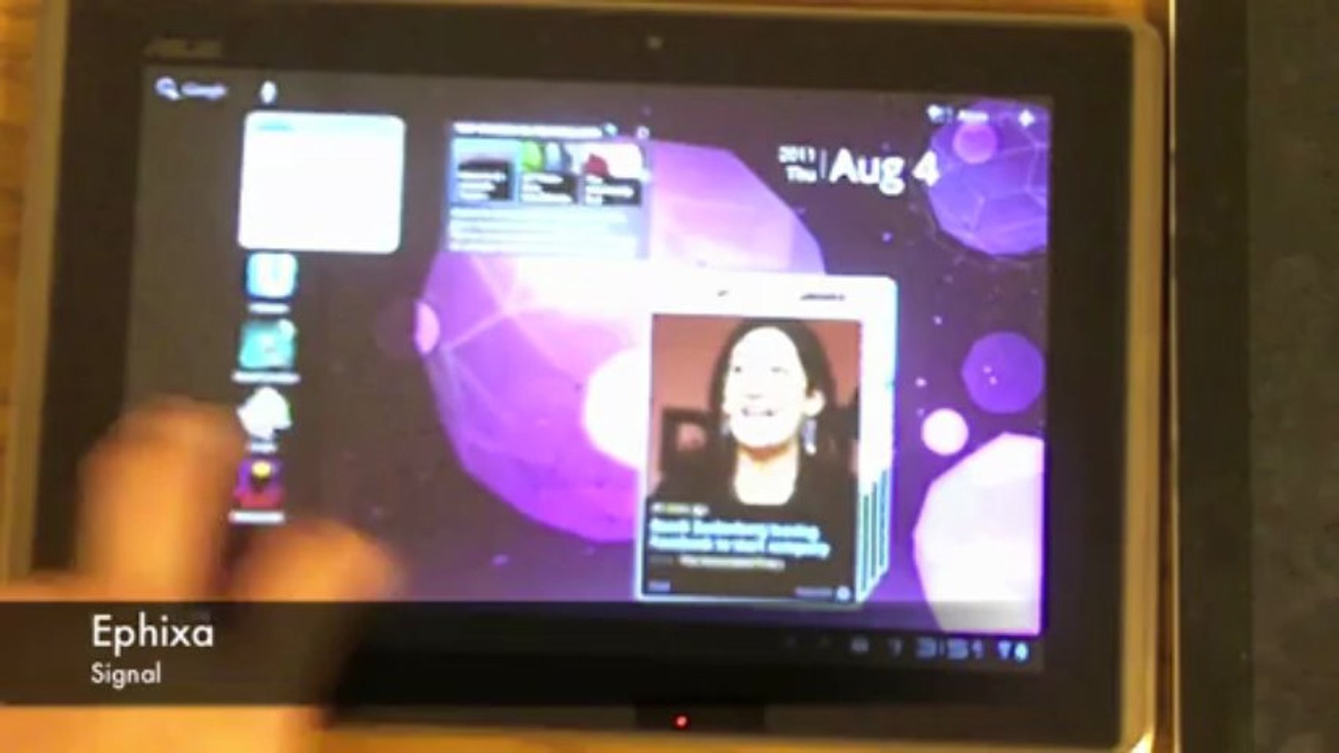 Asus Transformer vs iPad (Comparison)