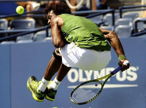 Gael Monfils: Tennis Trick Shot Master