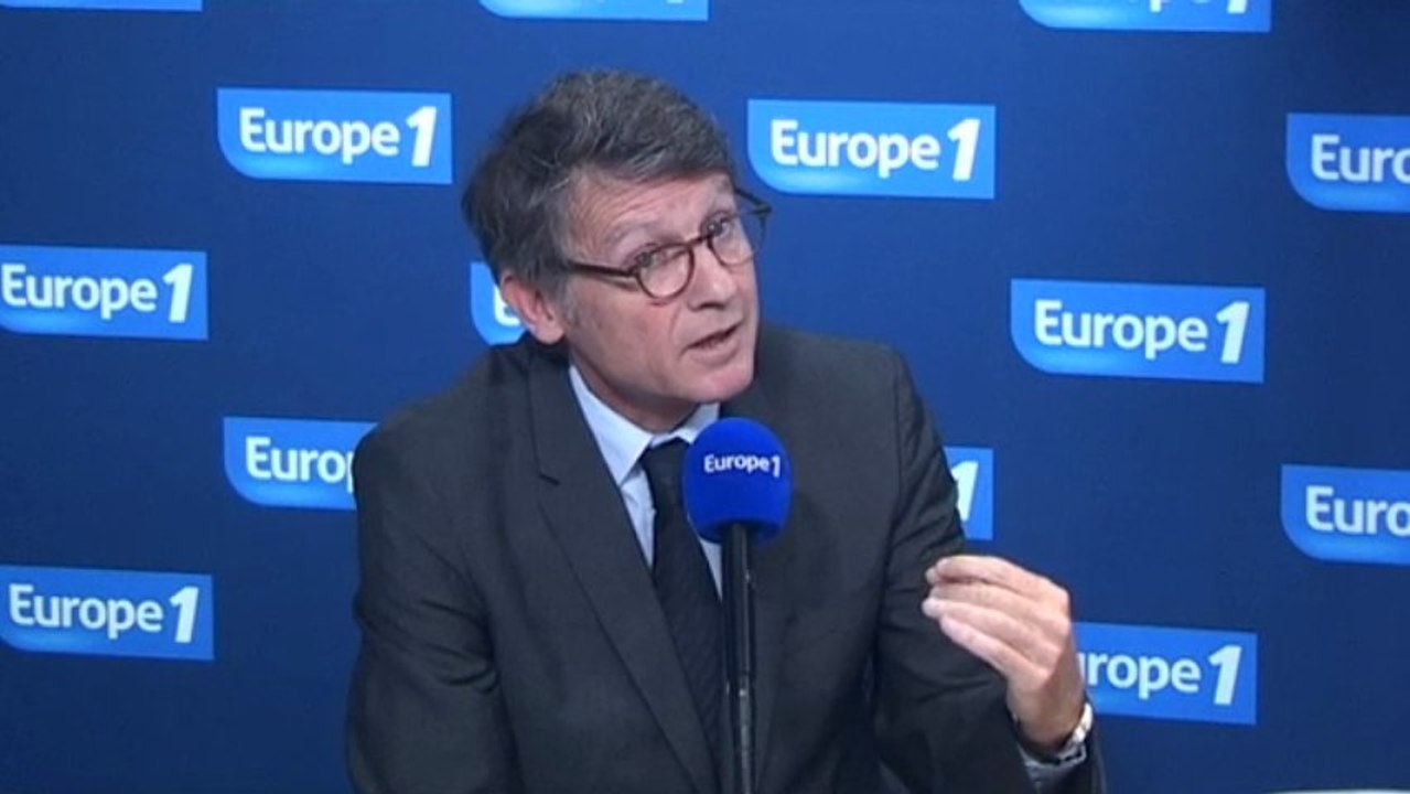 Peillon : "10.000 postes supplémentaires pour l'école"