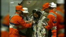 Cina: atterra l'equipaggio della Shenzhou 10