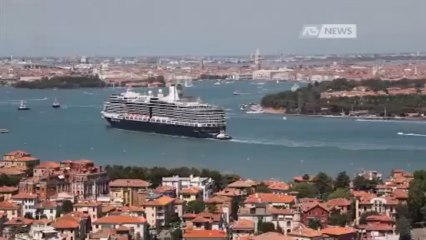 INCENDIO IN NAVE, PAURA PER 2200 PASSEGGERI