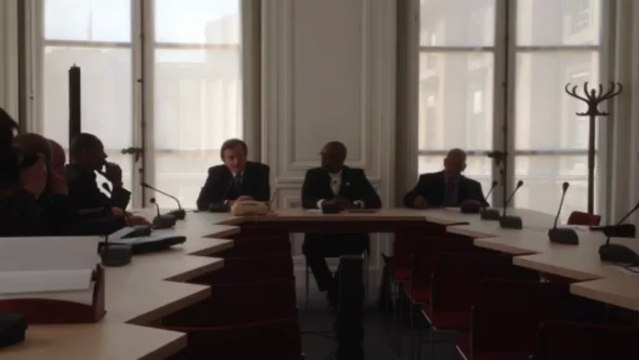 Jean-Sébastien Vialatte s'excuse, à l'Assemblée nationale, après son tweet raciste