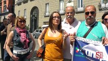 Napoli - Lavoratori Zerocarta incatenati a Palazzo San Giacomo (25.06.13)