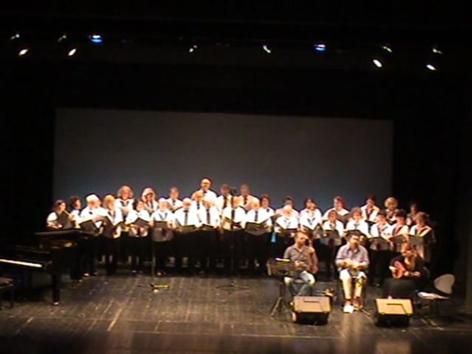 ΧΟΡΩΔΙΑ  ΠΡΟΟΔΕΥΤΙΚΟΥ  ΣΥΛΛΟΓΟΥ  ΑΡΕΤΣΟΥΣ & ΔΕΡΚΩΝ  ΣΤΗΝ  3η ΣΥΝΑΝΤΗΣΗ  ΧΟΡΩΔΙΩΝ  ΣΤΟ  ΔΗΜ.  ΘΕΑΤΡΟ  ΚΑΛΑΜΑΡΙΑΣ  ΜΕΛΙΝΑ  ΜΕΡΚΟΥΡΗ  8/6/2013
