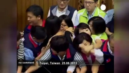 Fight in Taiwan parliament - no comment
