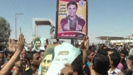 Arab Idol Winner Mohammad Assaf's Warm Welcome 🎶