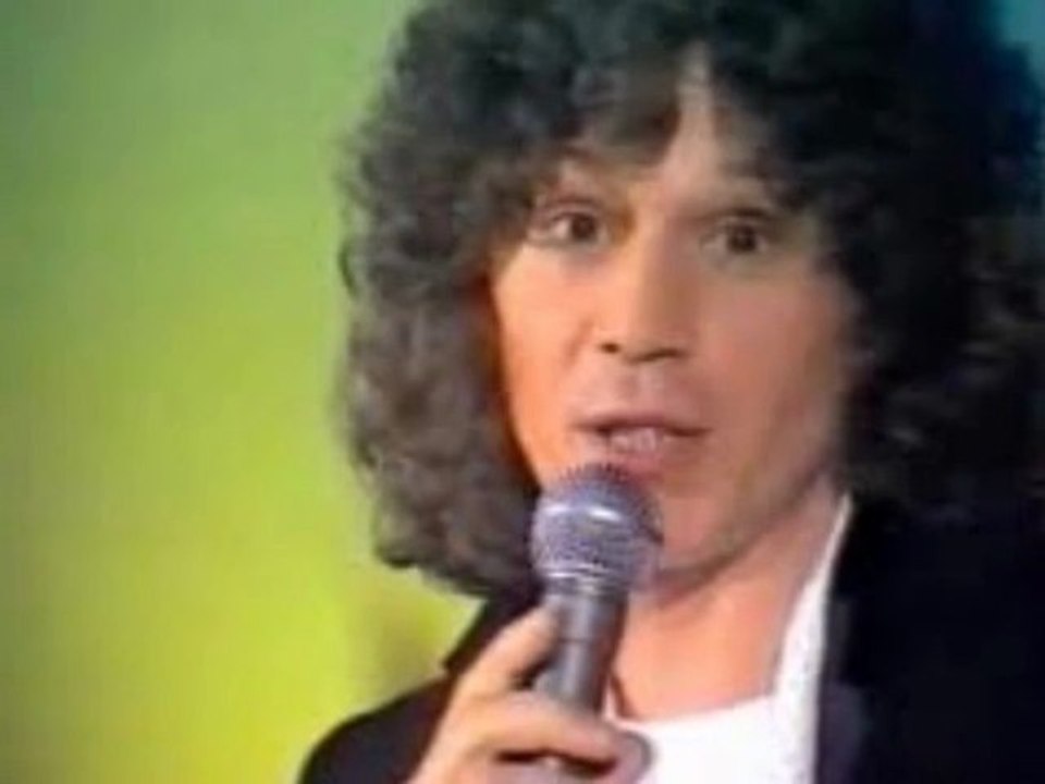 BERNIY CHANTE IL DE GERARD LENORMAN!!!