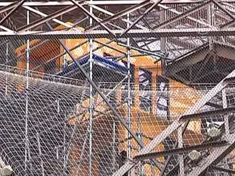 Бастует Эйфелева башня