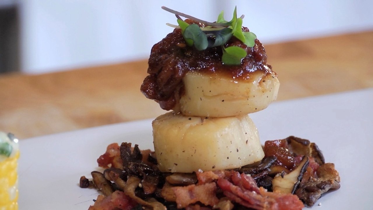 How to make seared scallops and tomato marmalade