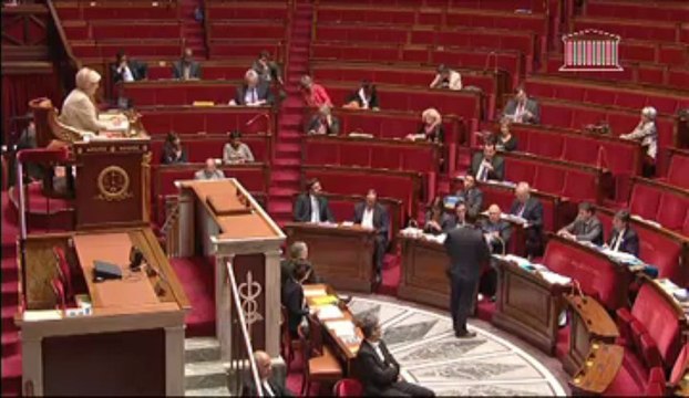 Réaction de Benoit Hamon à l'intervention de Frédéric Barbier - DG Projet de loi conso, Assemblée Nationale