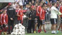 Trainingsauftakt beim FC Bayern: Guardiola verzaubert die Allianz Arena