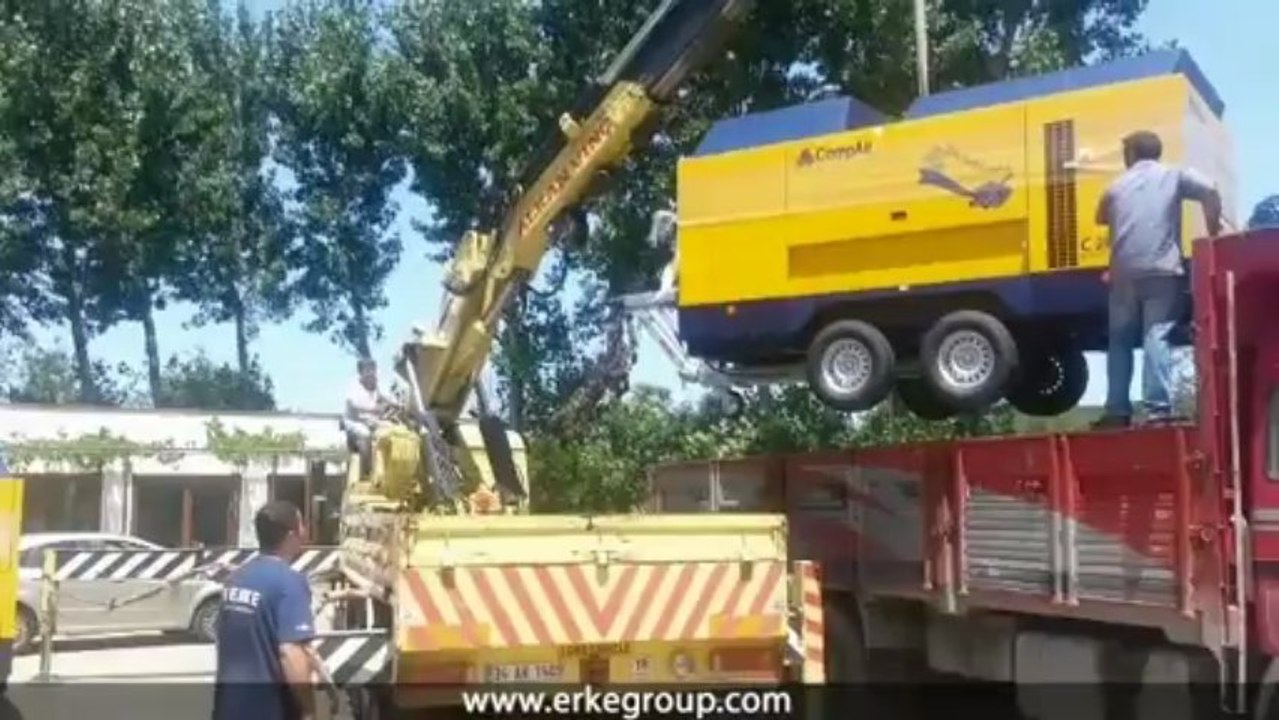 ERKE Dış Ticaret ltd., CompAir C200 TS-24 TurboScrew Diesel Portable Compressor - İstanbul