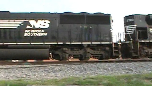 Norfolk Southern autorack with 2 containers on it west through Austell Ga.