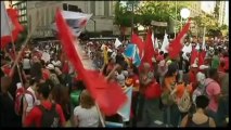 Brazil: fresh clashes between protesters and police...