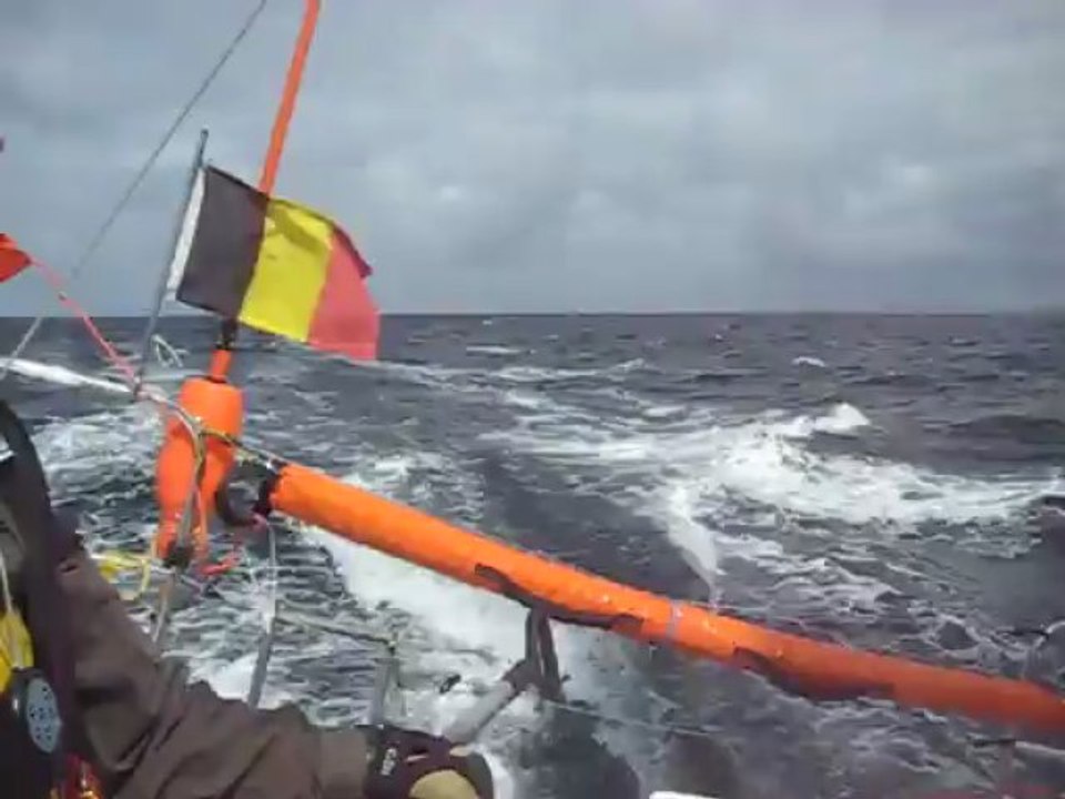 Pogo Plume en Bretagne en 2012 entre les Glénans et Groix