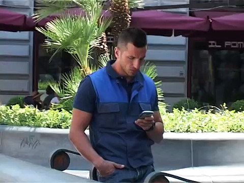 Napoli - Wi-fi in Piazza Bovio grazie a Camera di Commercio (27.06.13)