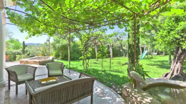 Vente VILLA MOUGINS 06250 - 7 pièces - 250 m² - piscine sur terrain de 2800 M²