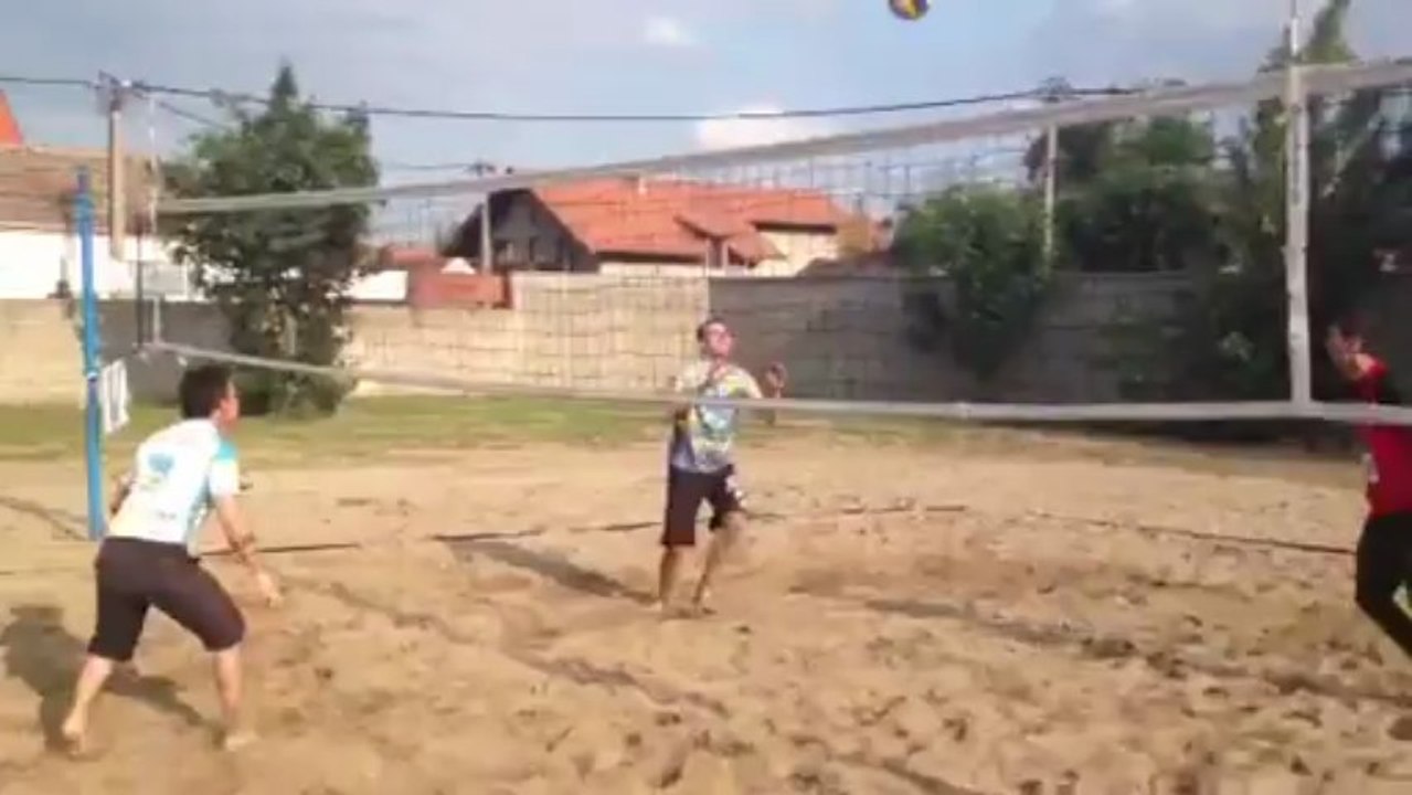 volley 2