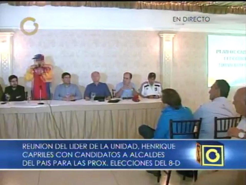 Capriles: tenemos que hacer de las elecciones del 8D una gran consulta al pueblo