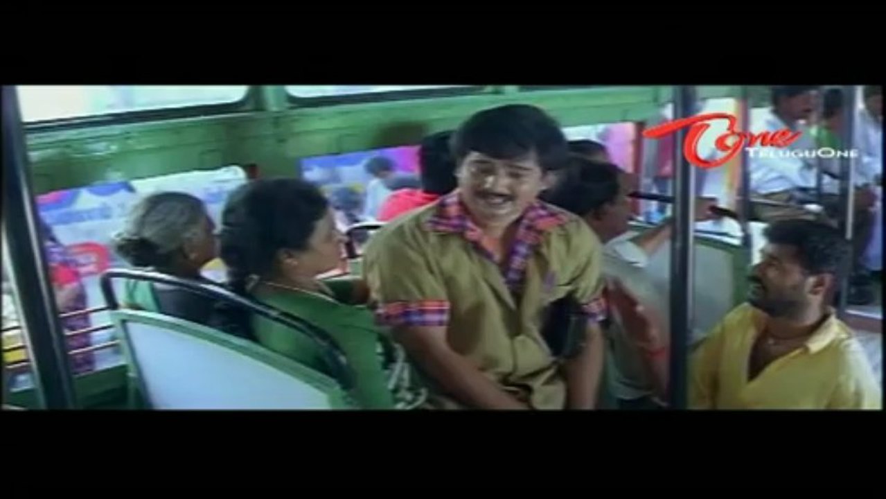 Roja Tempts Prabhu Deva In Bus