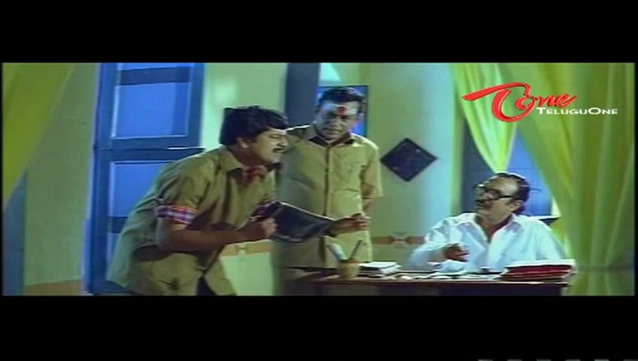 Hilarious Scene Between Vivek - Nassar