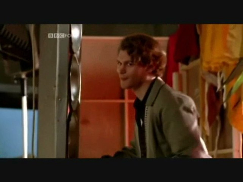 2006 Joseph Morgan @ Kenneth Williams : Fantabulosa !