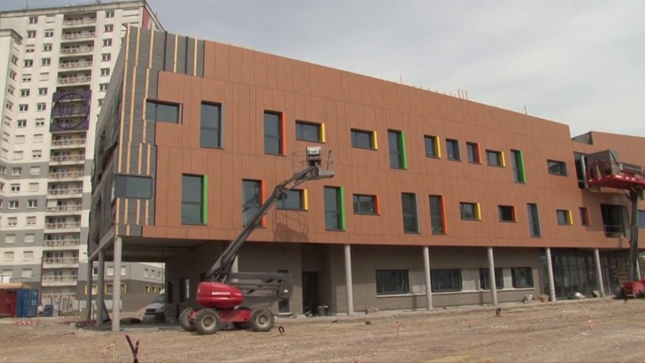 AGORA L'EMISSION 164 : UNE MAISON DEPARTEMENTALE DE LA SOLIDARITE DU PAS-DE-CALAIS A SAINT-NICOLAS-LEZ-ARRAS