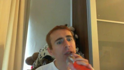 Wiwi égratigne "old habits die hard" de Mick Jagger & Dave Stewart