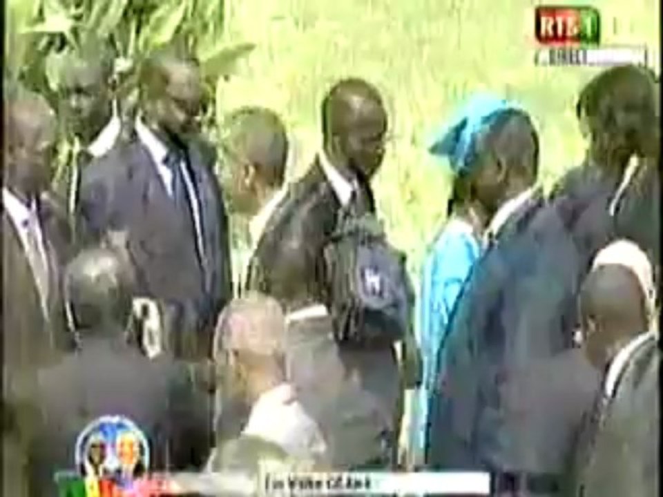 VIDEO-Fin de visite de Barack Obama : les adieux émotifs du président américain