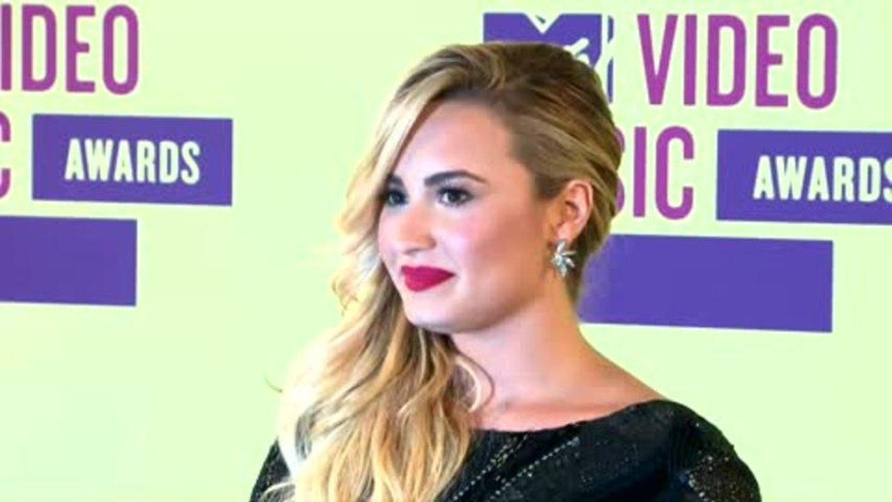 Demi Lovato spricht über den Tod ihres Vaters