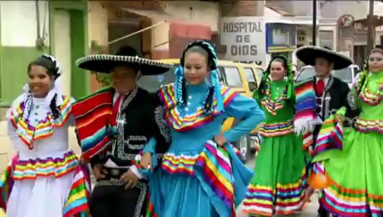 EL FESTEJO AUTODEFENSA UNIDOS