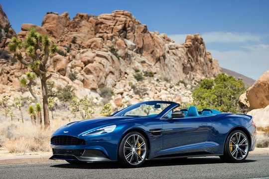 Aston Martin Vanquish Volante 2013