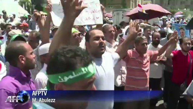 Les islamistes égyptiens manifestent pour soutenir Morsi