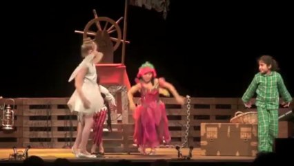 Les plumes de Pan extraits de la pièce de Lisa Charnay