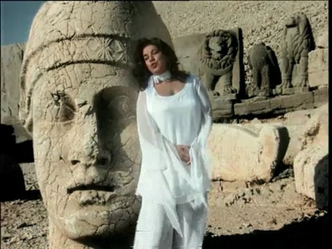 Hülya Süer - Yol Ver Dağlar