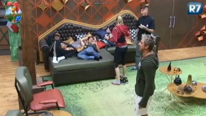 [03] Bárbara e Mateus intriguinhas, rs. [25-06]