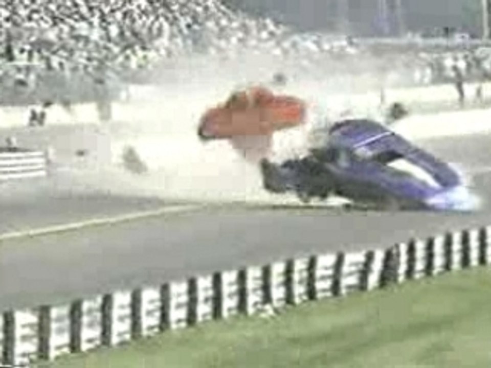 Motor - Accident - Drag Racing Crash