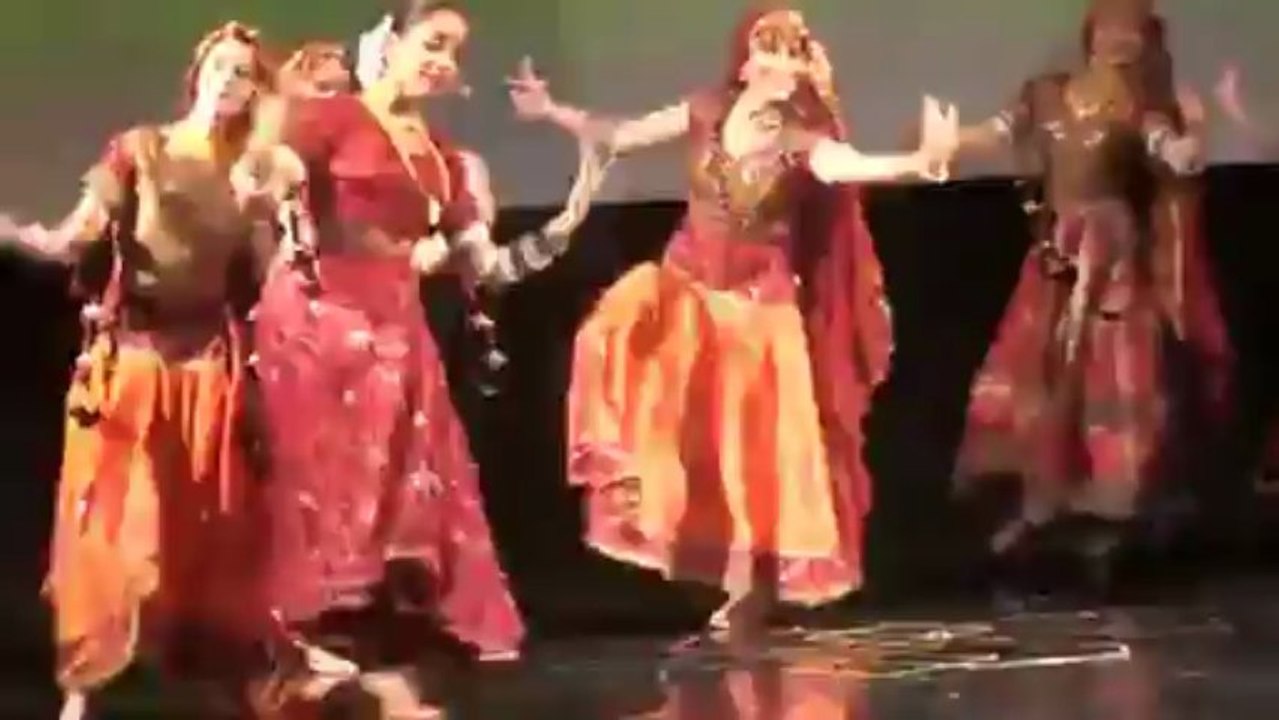 Rajasthani Folk Dance.MPG