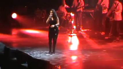 Sunidhi Chauhan Live 2013 - Wonderful New Bollywood Hindi Song