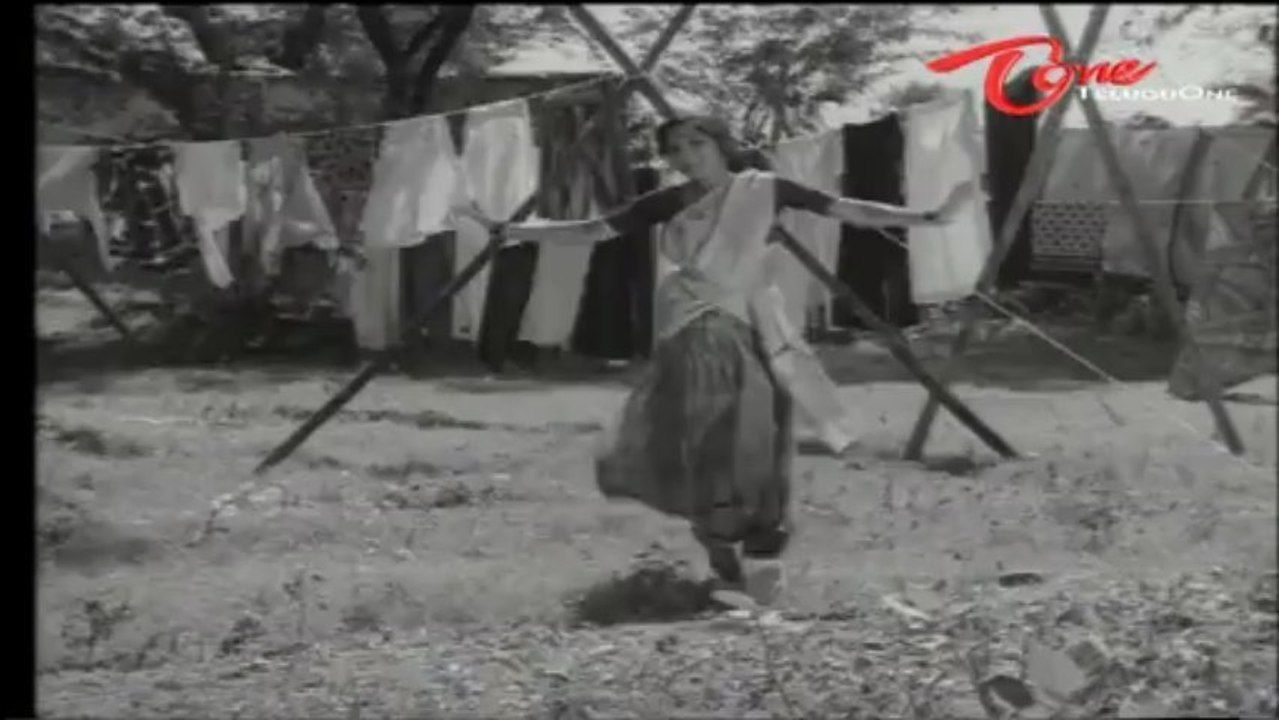 Kukka Katuku Cheppu Debba Songs Intha Manchodivi Chiranjeevi