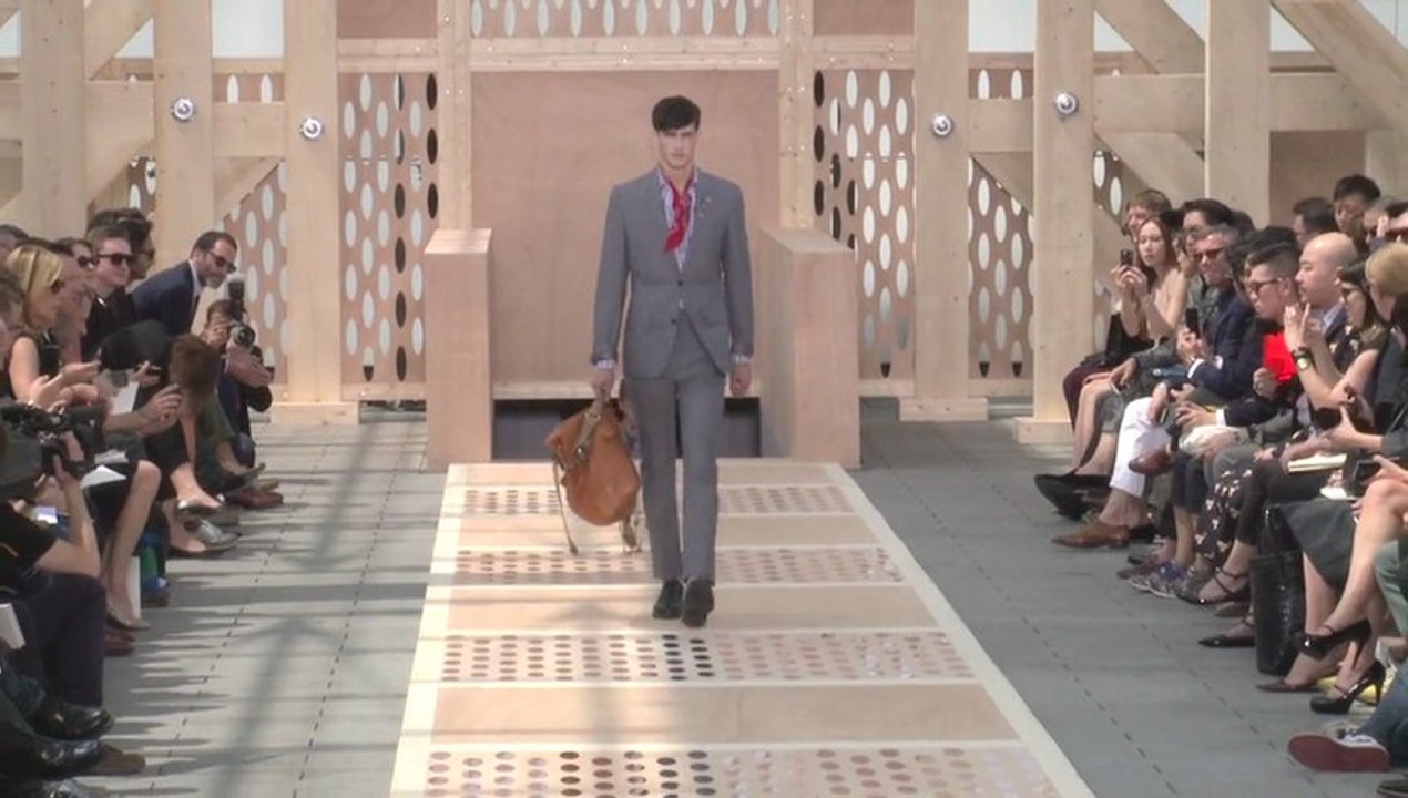 Le défilé Homme Louis Vuitton Printemps-Été 2014