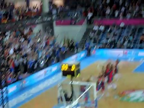 Euro Basket Women - Demi Finale - Communion avec les supporters de l'Equipe de France