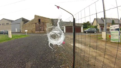 Slowmotion Ballon de baudruche_20130629 24Fps