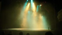 transformacion en vivo de hombre a mujer comunidad trans rosario teatro la comedia organizado por vox.